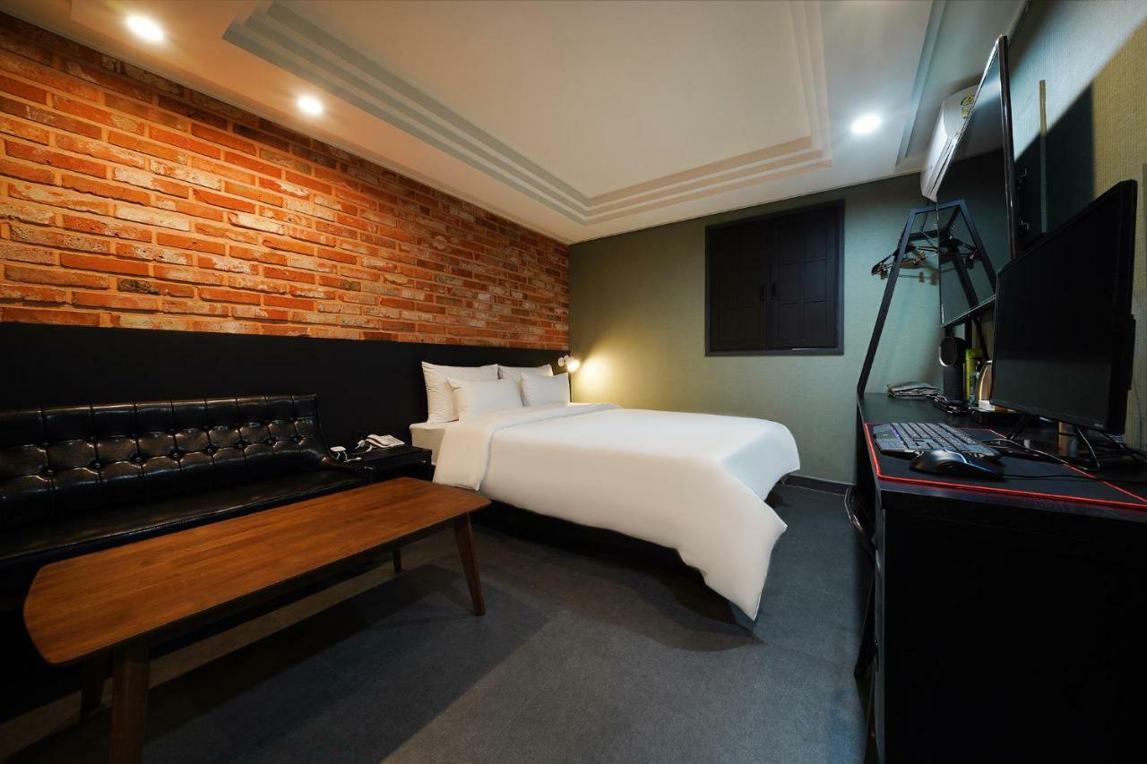 Hotel Anytime Seoul Exterior photo